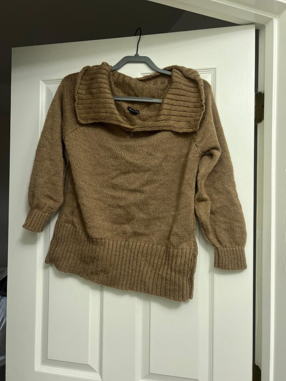 Boohoo brown sweater